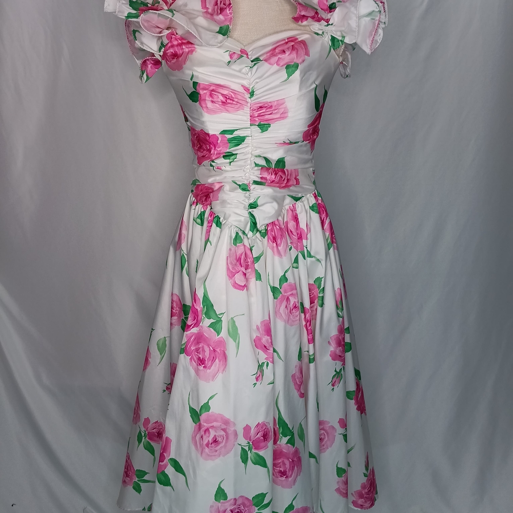 Elegant Pink Floral Midi Dress